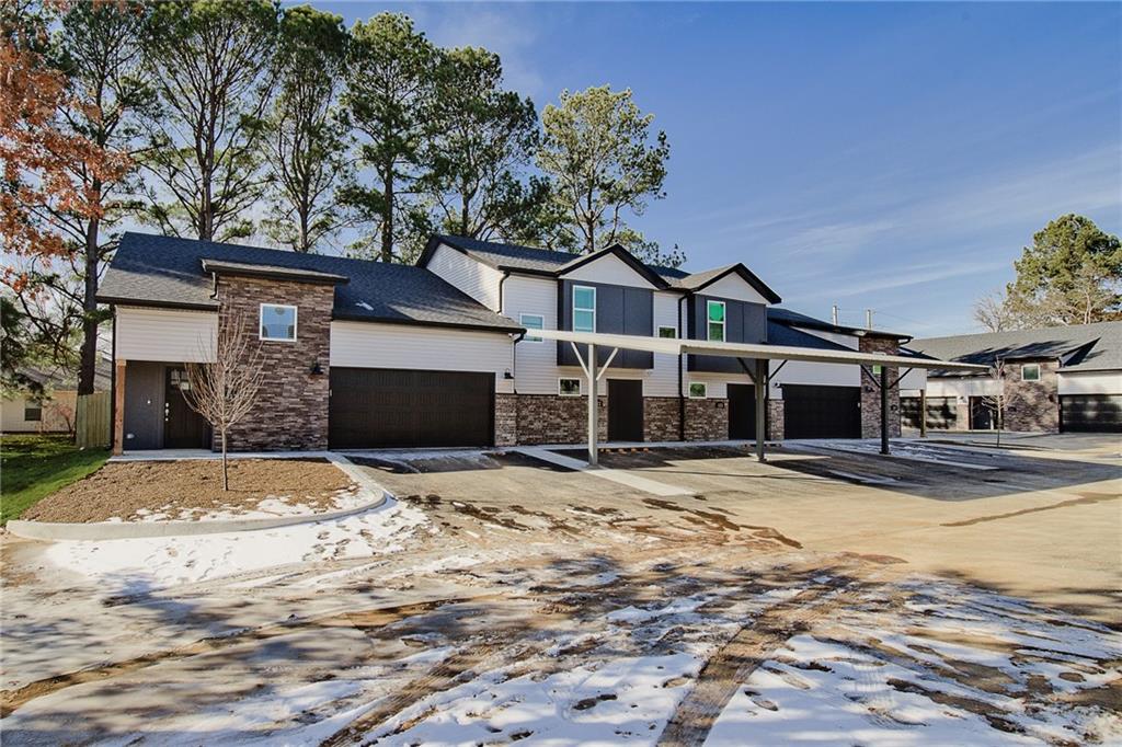 Fayetteville Outlots - Residential Lease