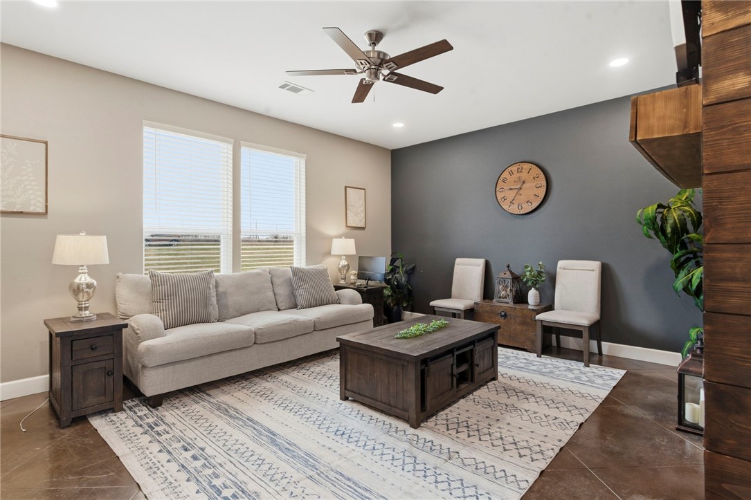 Farmington Outlots 98 Anex - Residential