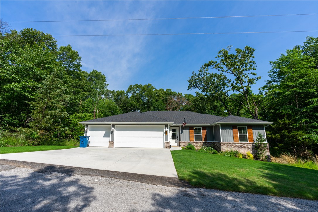 Branchwood Sub Bvv - Residential Lease