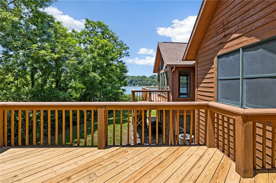 Blue Spgs Village - Residential