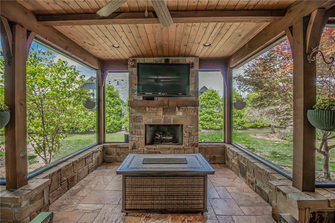 Pinnacle - Residential