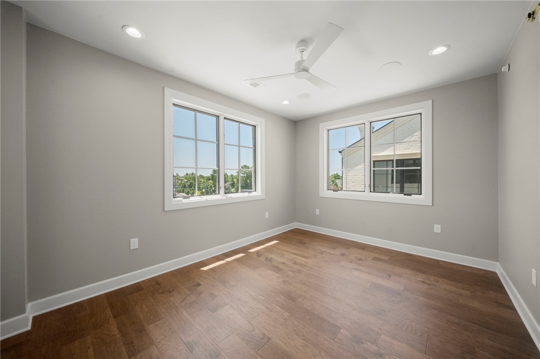 Pinnacle Heights Rogers - Residential