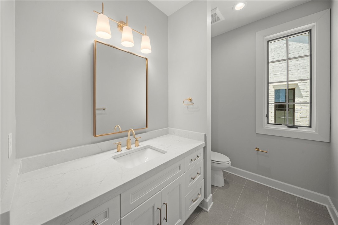 Pinnacle Heights Rogers - Residential