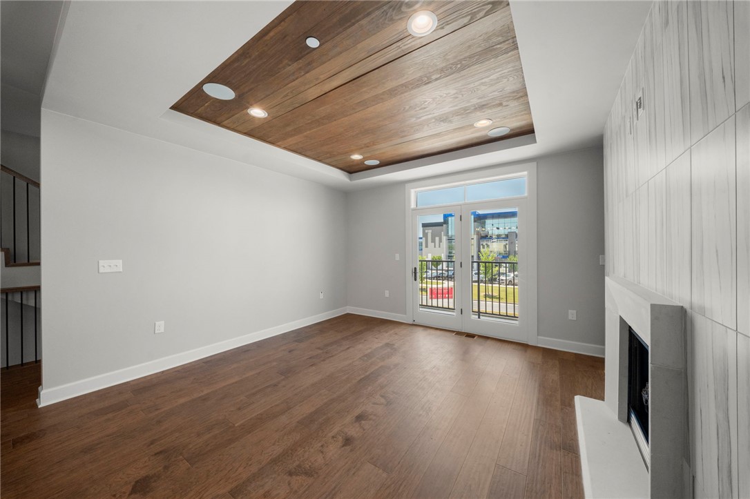 Pinnacle Heights Rogers - Residential