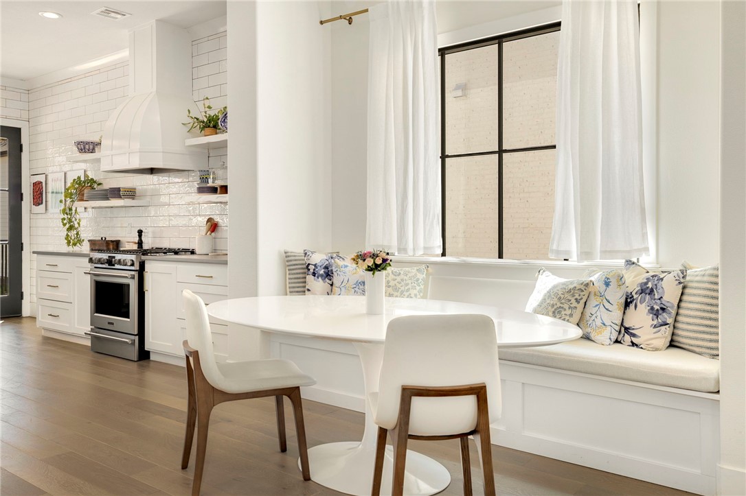 W A Burks Add Bentonville - Residential