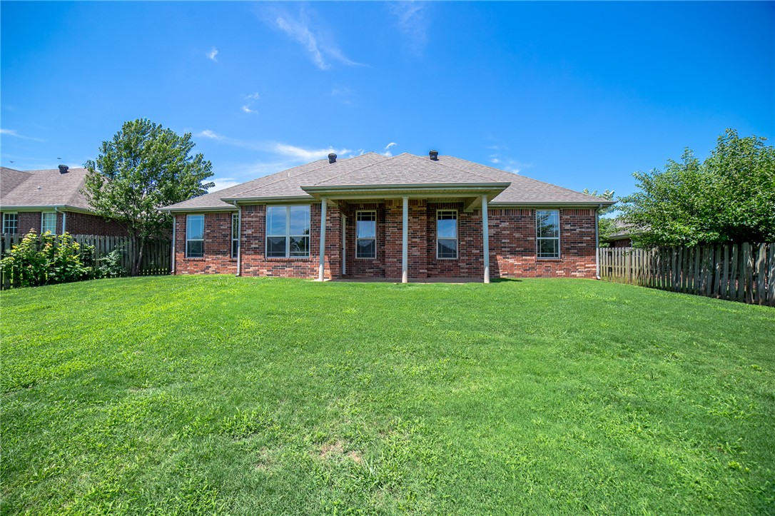 Briar Chase - Residential