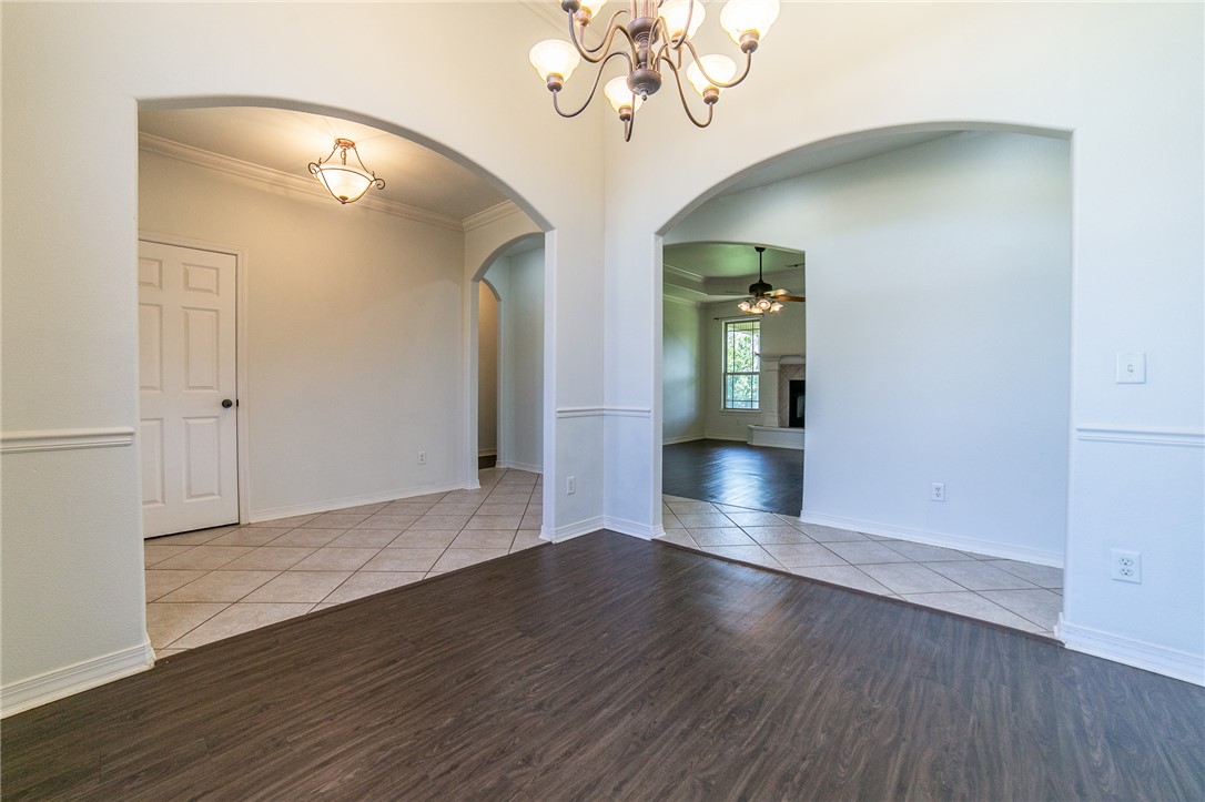 Briar Chase - Residential