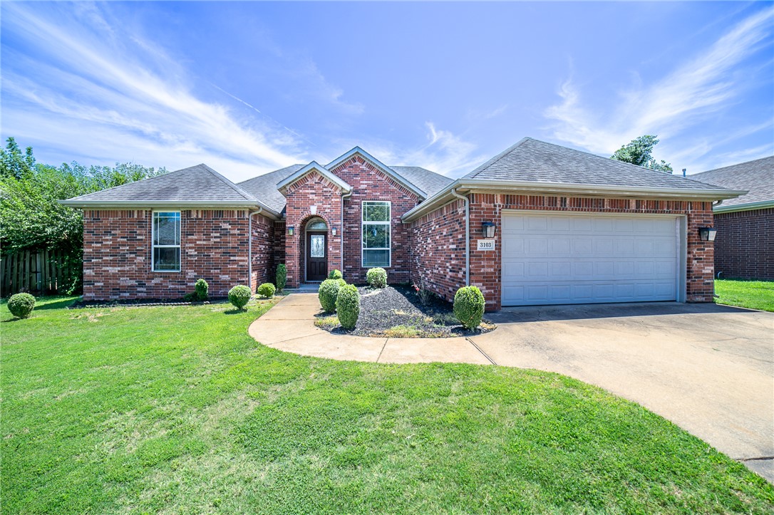 Briar Chase - Residential