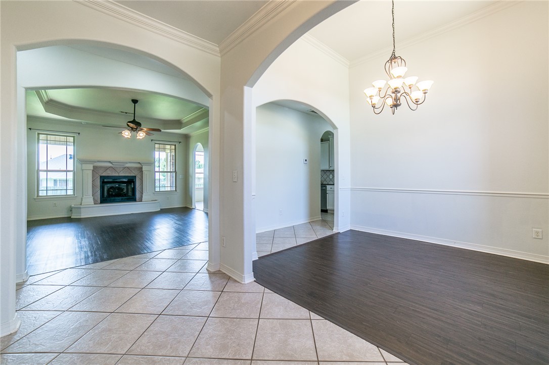 Briar Chase - Residential