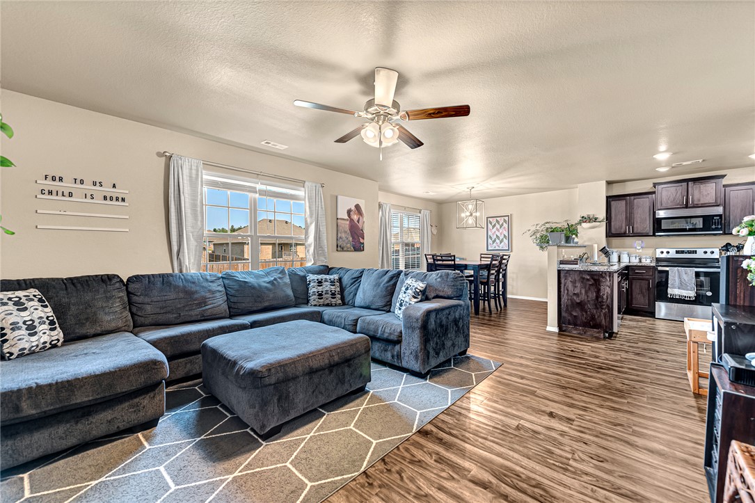 Sunset Ridge Sub Ph 2B & Ph 4 Gentry - Residential