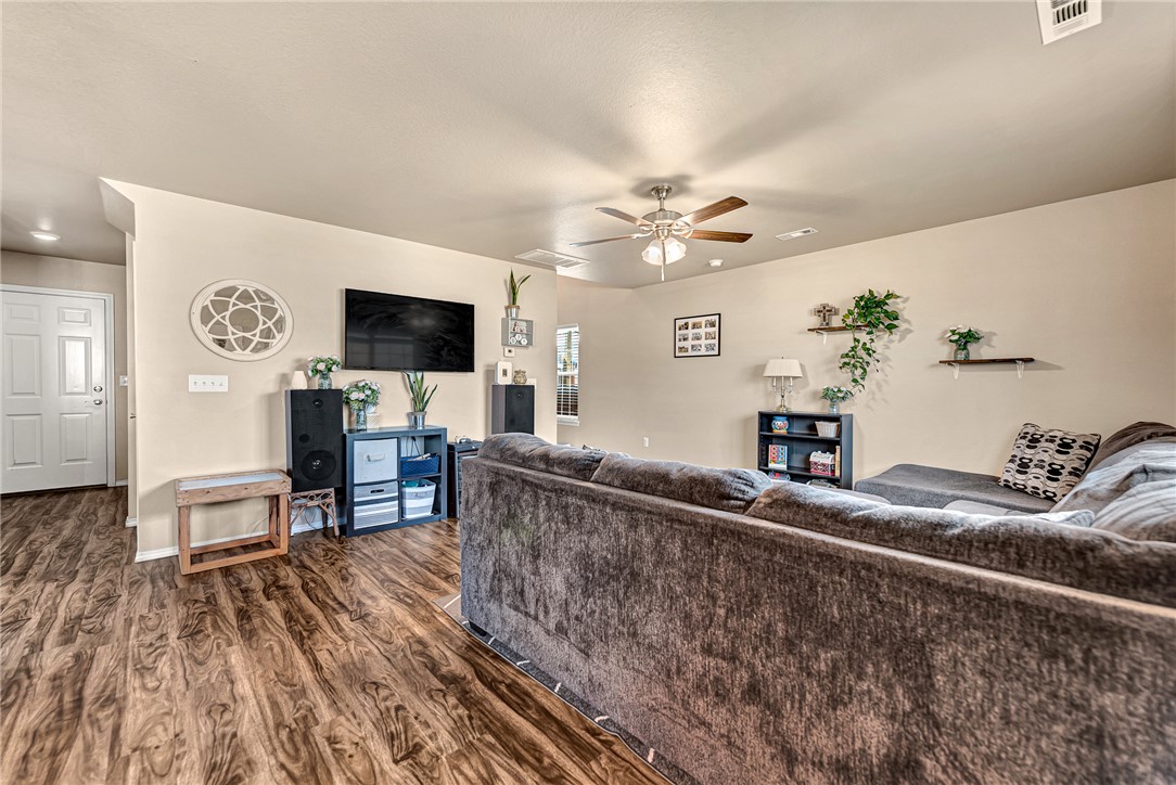 Sunset Ridge Sub Ph 2B & Ph 4 Gentry - Residential