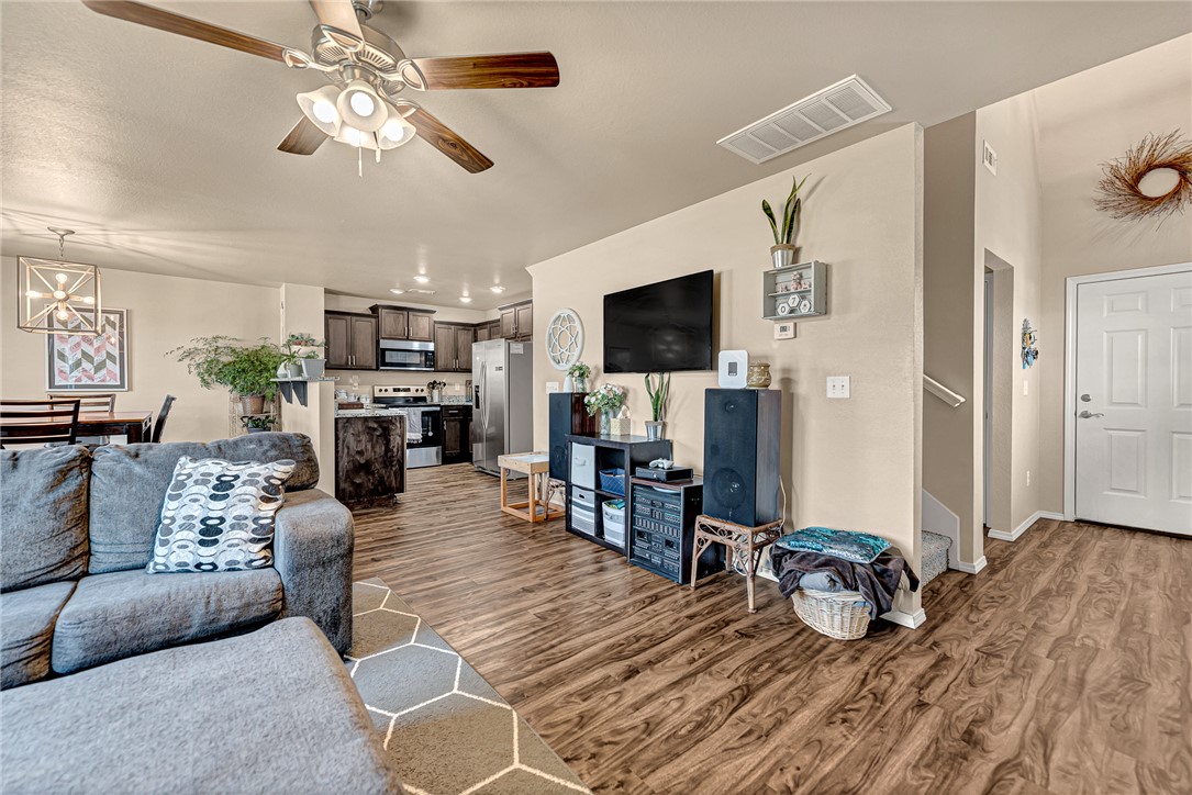 Sunset Ridge Sub Ph 2B & Ph 4 Gentry - Residential