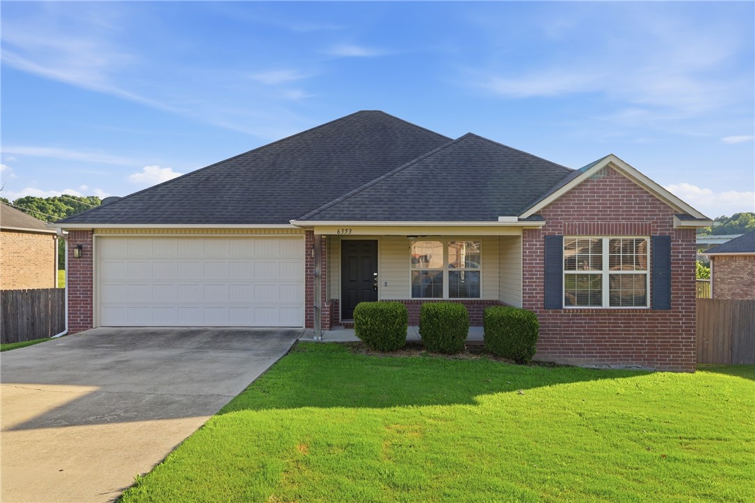 Move-in ready and just minutes from I-49 and all of what NWA has to offer! This 4-bedroom, 2-bath home has a spacious interior split floor plan with an open concept living and kitchen area. The master suite has tray ceilings, walk-in closet, and a master bath with a walk-in shower and separate jetted whirlpool tub.  Stepping onto the back deck you will enjoy the large, fenced backyard overlooking fields with no back neighbors. Schedule your appointment today to see for yourself before it is gone!