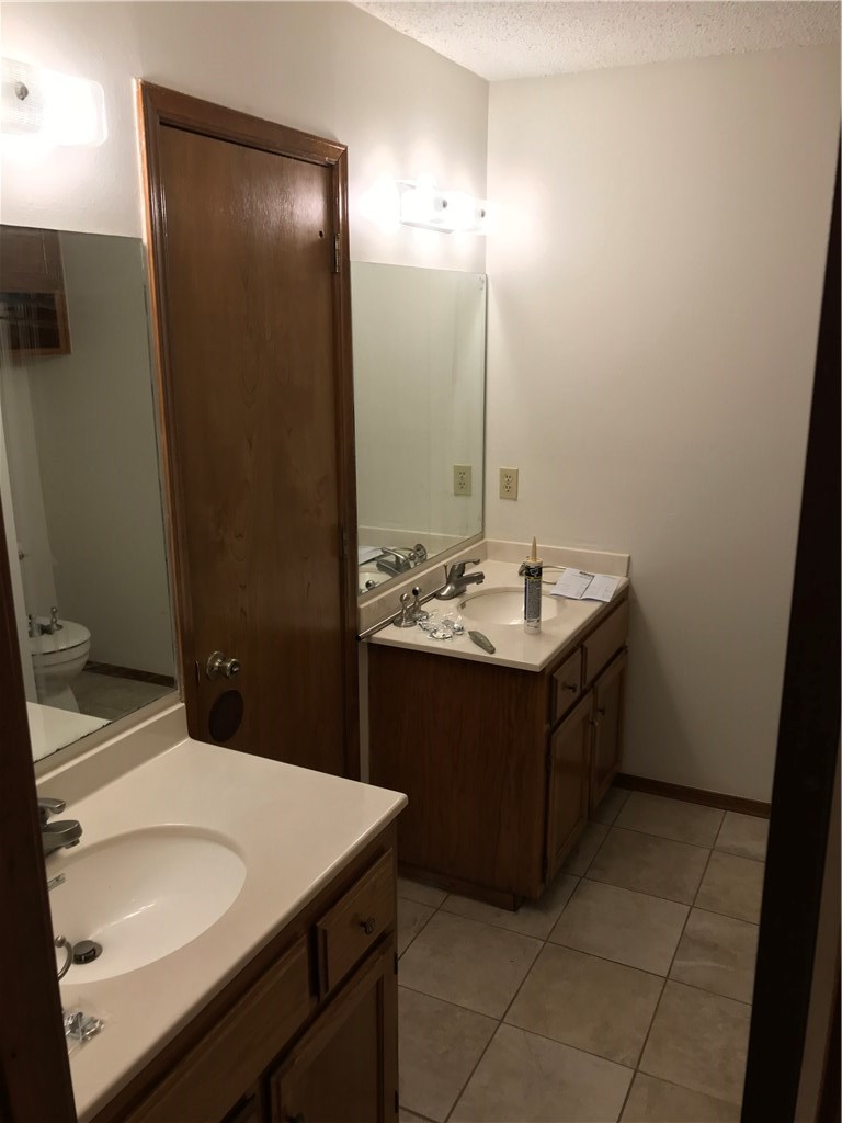 Sundance Acres Ph 2 Rogers - Residential Lease