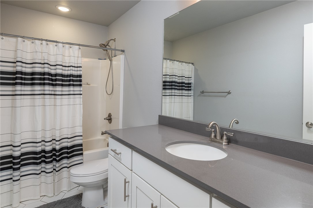Towne West Sub Ph I - Residential