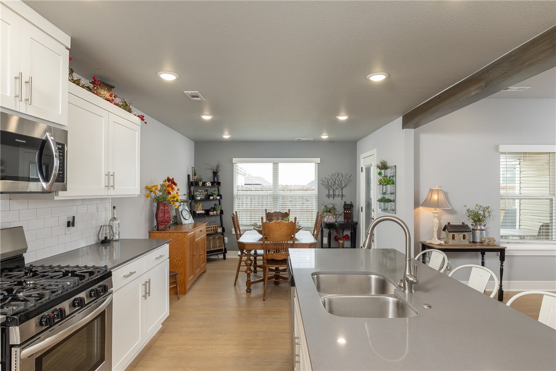 Towne West Sub Ph I - Residential