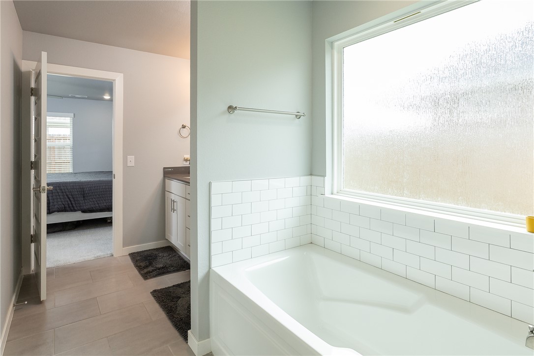 Towne West Sub Ph I - Residential