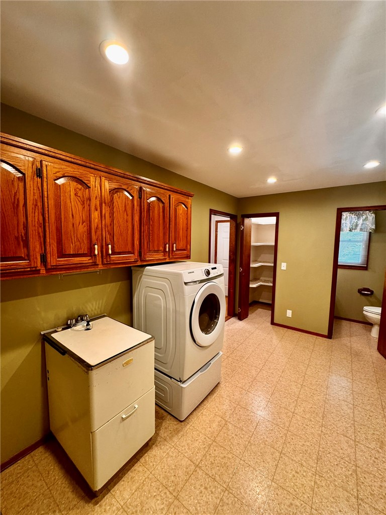 Dutchmans 8th Add Rurban - Residential Lease