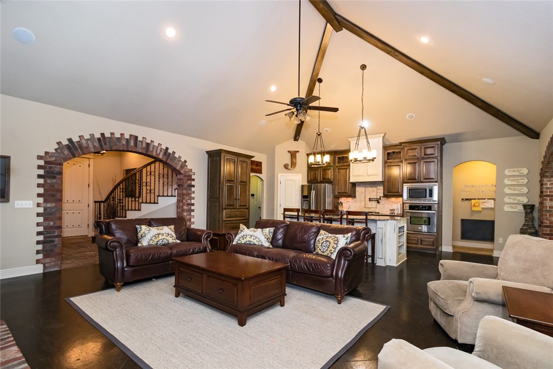 Mountain Ranch - Residential
