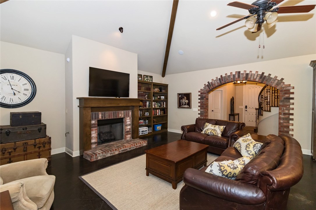 Mountain Ranch - Residential