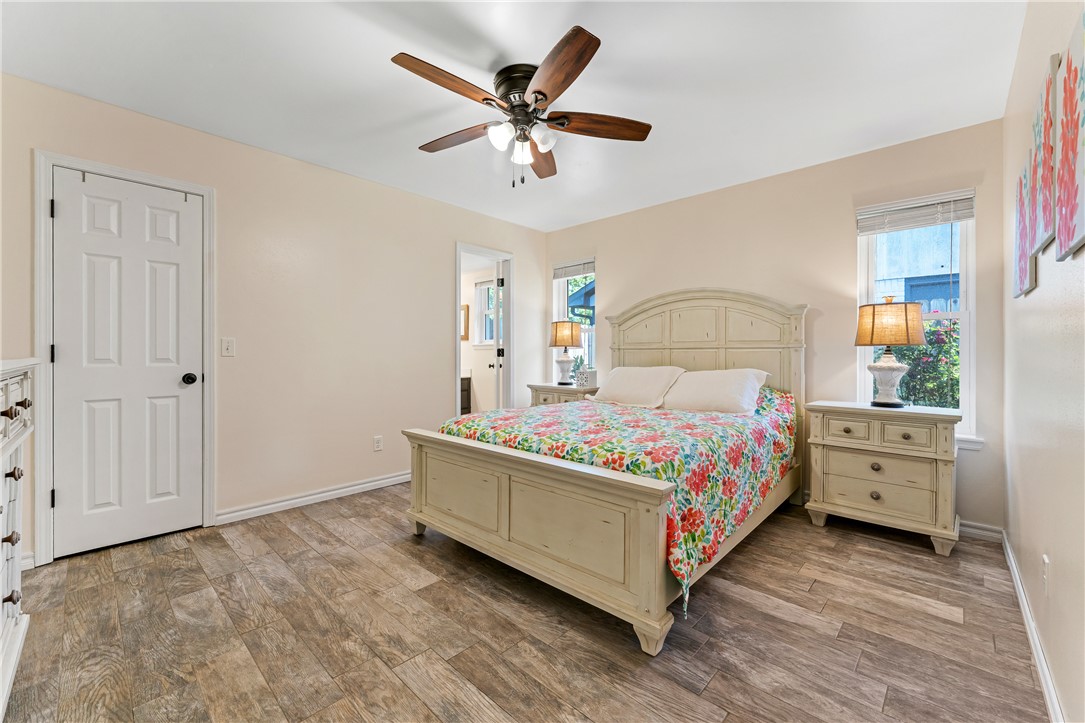WHISPERING TIMBERS PH 4 - Residential