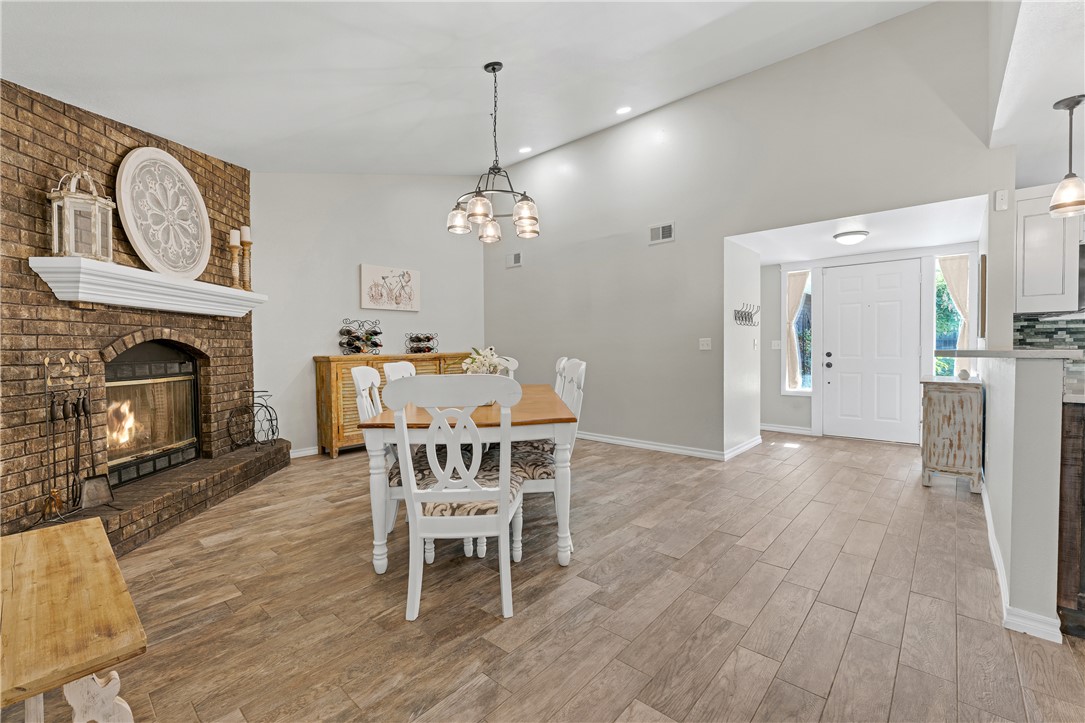 WHISPERING TIMBERS PH 4 - Residential