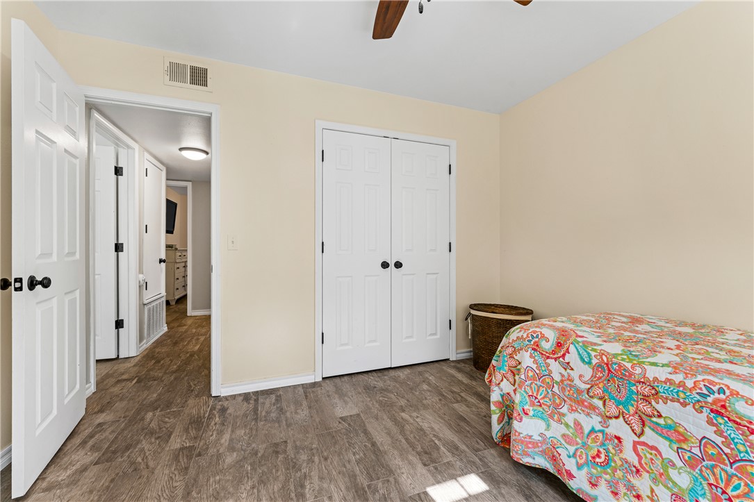 WHISPERING TIMBERS PH 4 - Residential