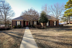YOU CAN'T BE FIRST, BUT YOU CAN BE NEXT to own this immaculate home in one of Russellville's most sought after neighborhoods! With features that include hardwood floors,fireplace, large bedrooms, roomy kitchen and dinning room and a 2 car garage well placed on a large corner lot. call today to set your appointment.
