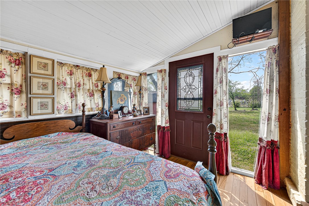McGaugheys Orchard Add Rogers - Residential