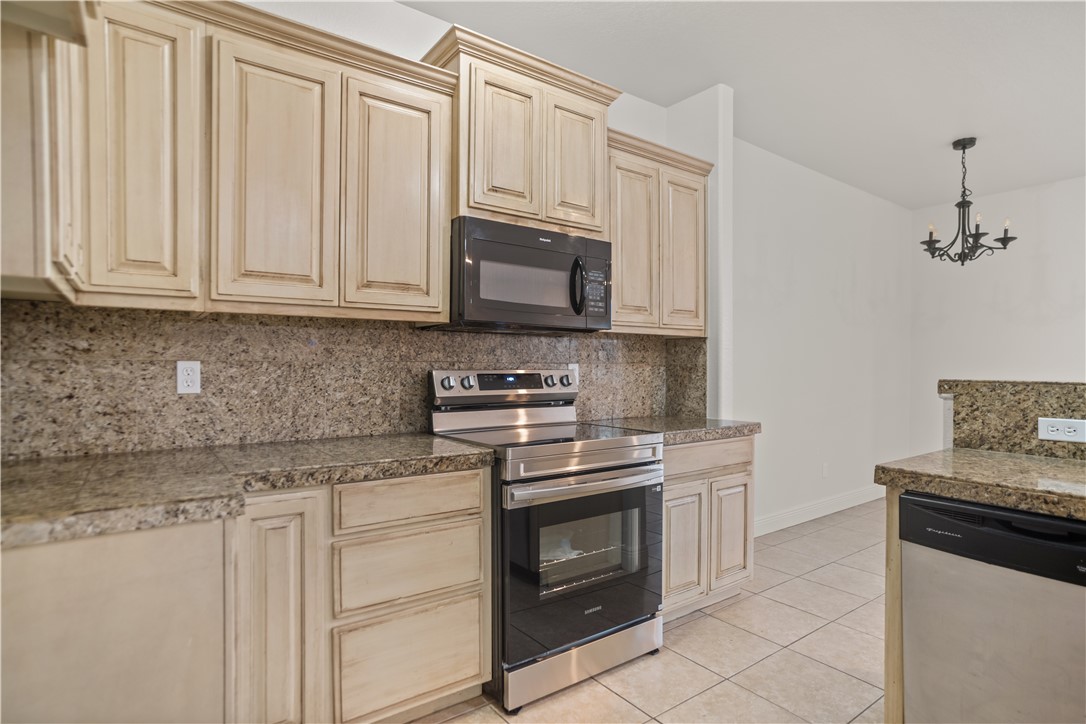 Labelle Townhome Add - Residential