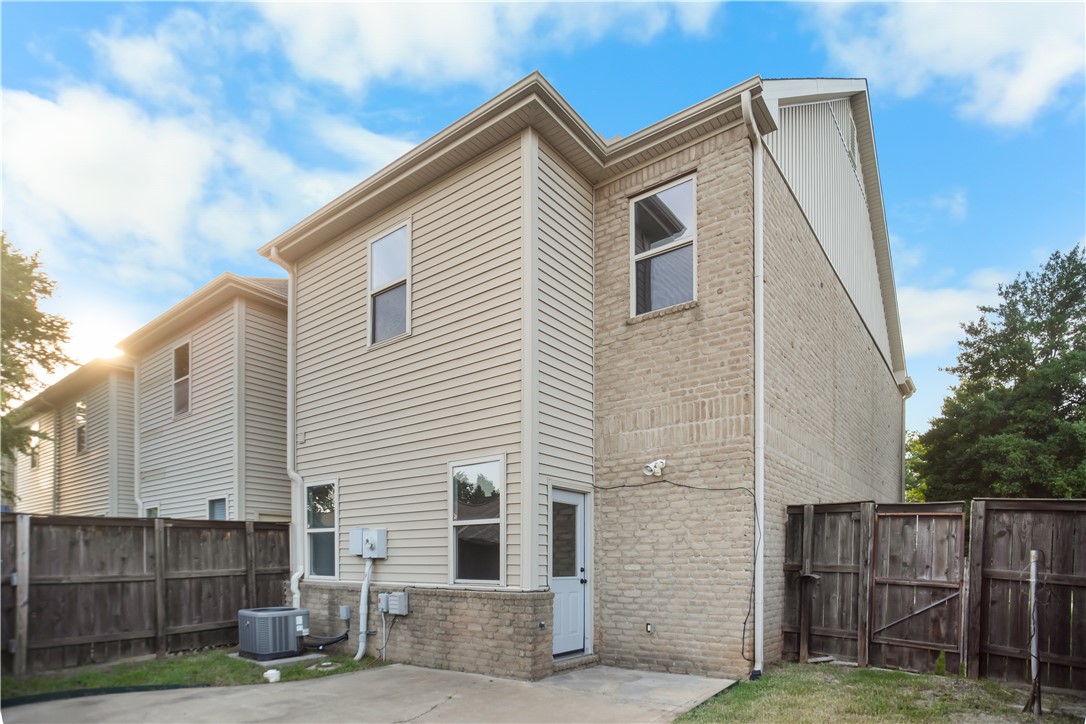 Labelle Townhome Add - Residential