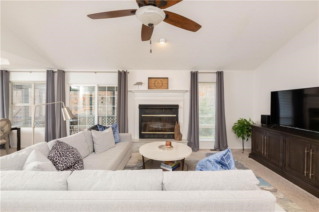 Rugby Sub Bvv - Residential Lease