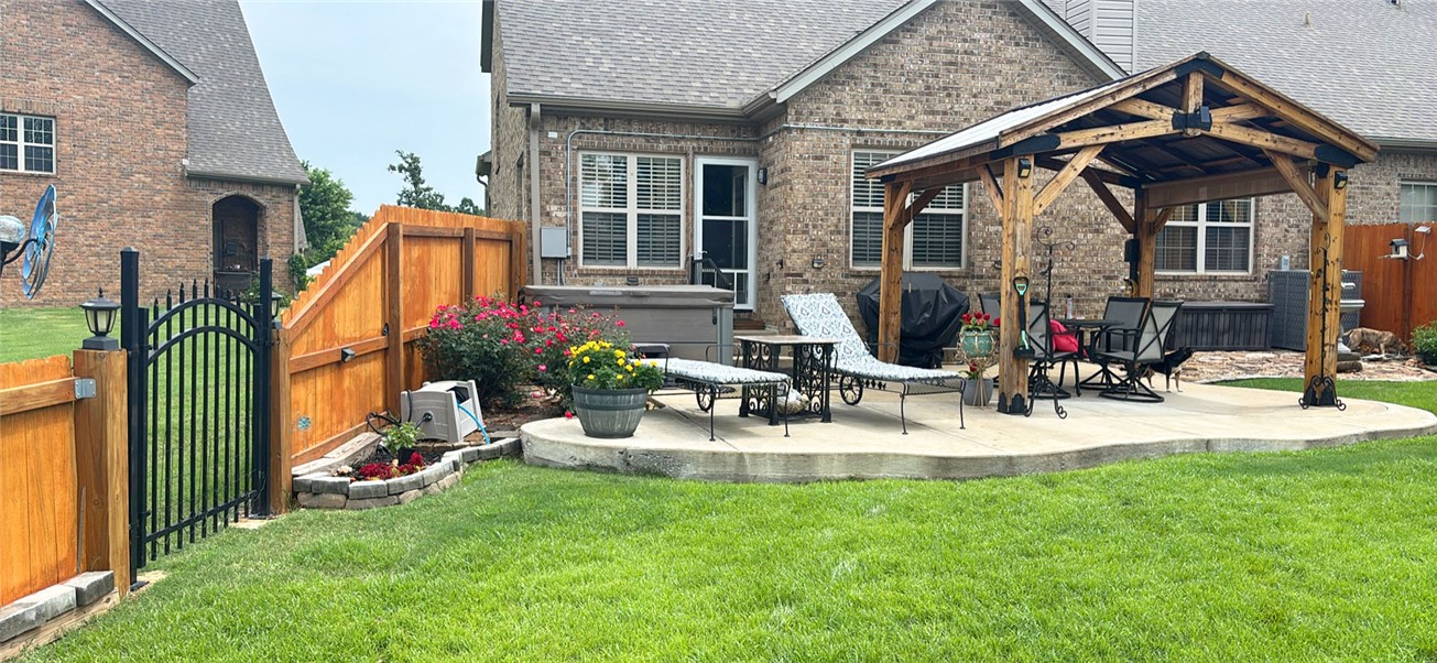 Bellafont Gardens Hpr - Residential