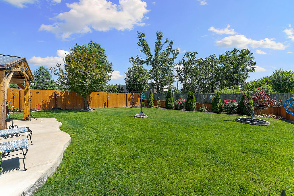 Bellafont Gardens Hpr - Residential