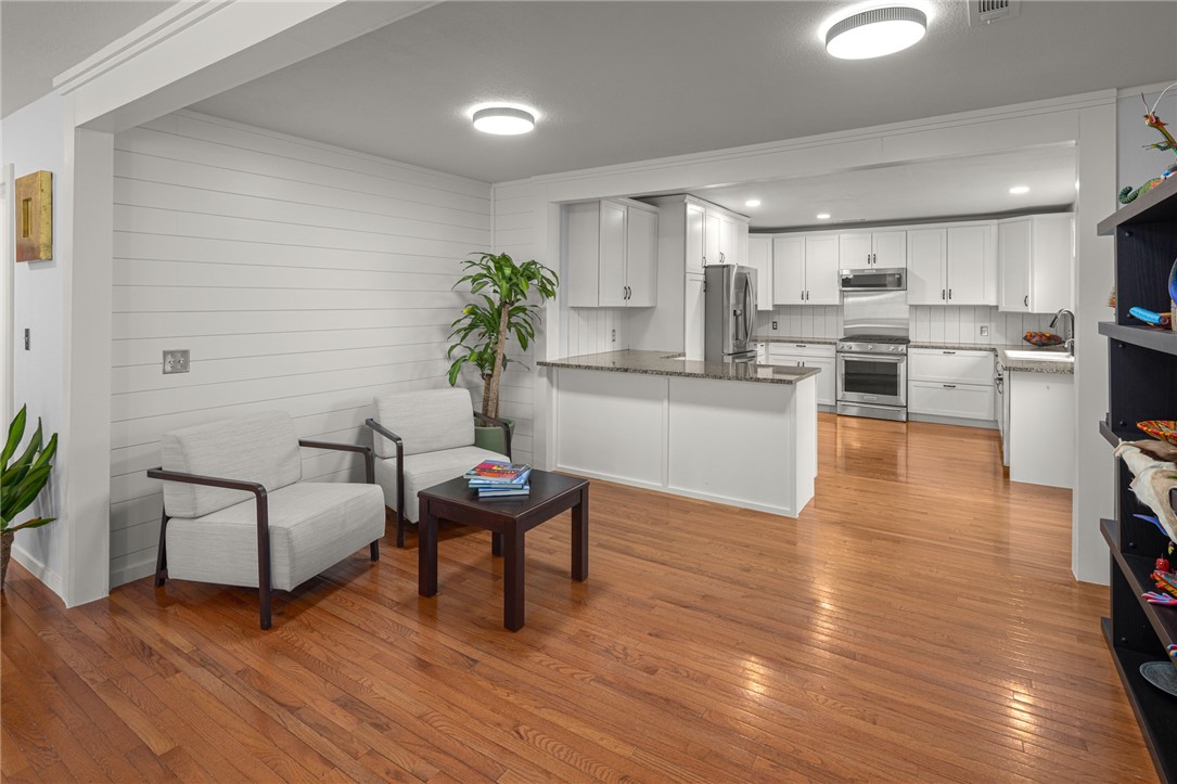 16-19-30-ROGERS - Residential