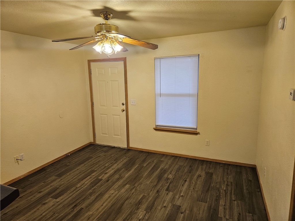 WOMACKS ADD-CENTERON - Residential Lease