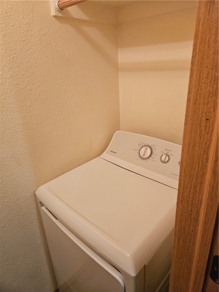 WOMACKS ADD-CENTERON - Residential Lease
