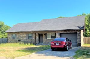 Cute home in Shadow Valley Subdivision with new HVAC system and brand-new back deck! Owners have replaced the roof, back door, gutters, & hot water heater all within 5 years! With just under 1200 sqft, 3 bedrooms and privacy fenced back yard, reap the rewards of affordable home ownership!