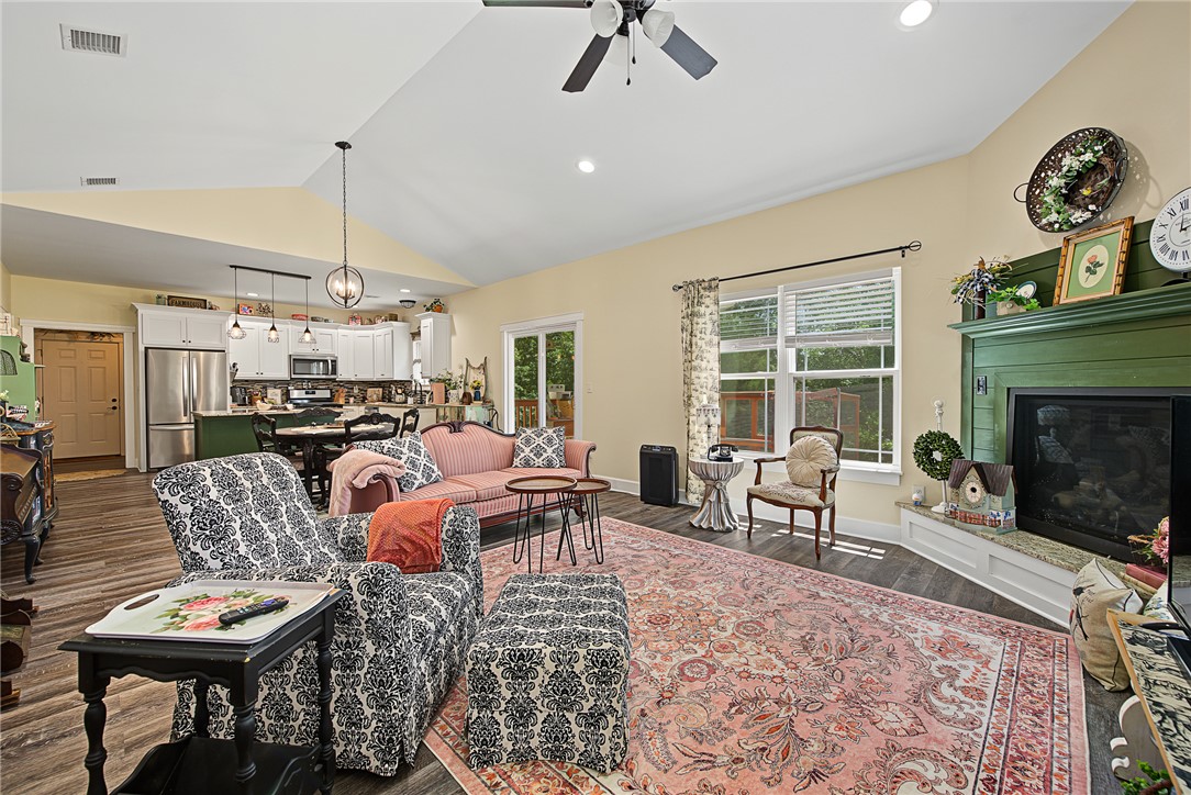 Carrick Sub Bvv - Residential