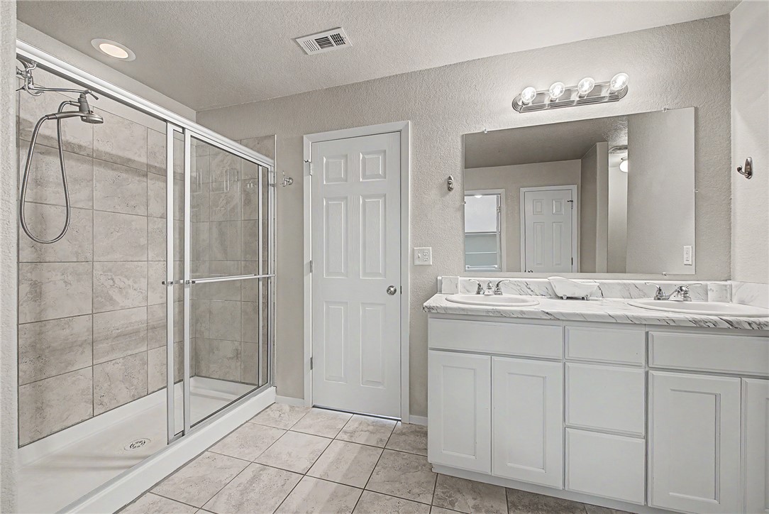 Lakewood Sub Ph Iii Lowell - Residential