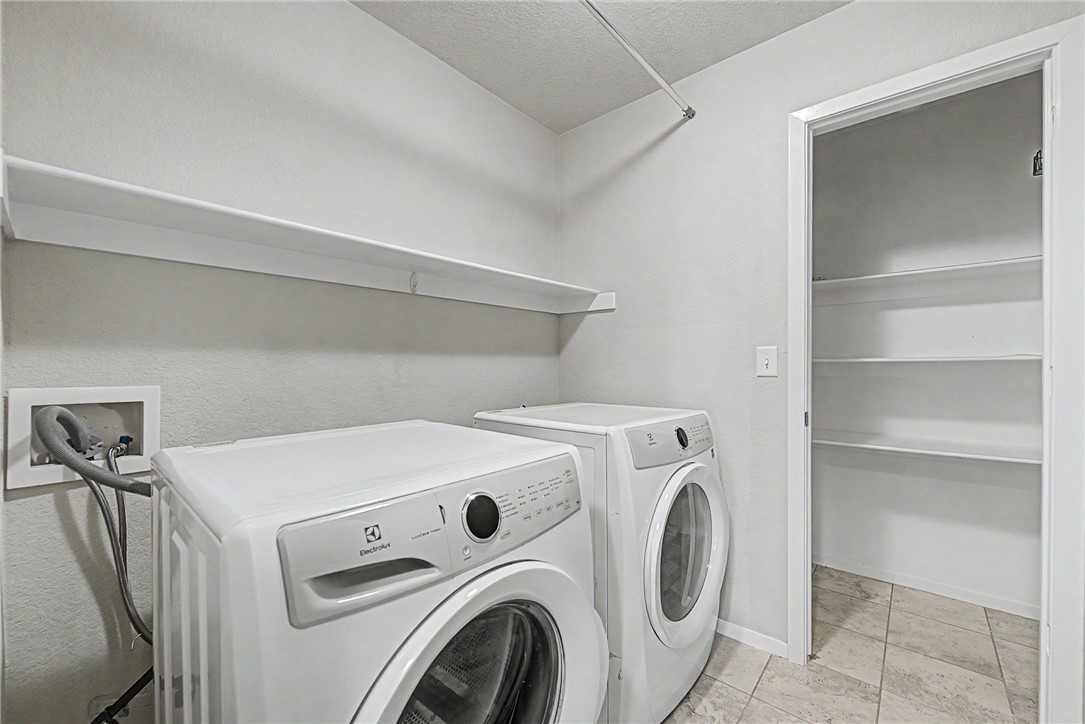 Lakewood Sub Ph Iii Lowell - Residential