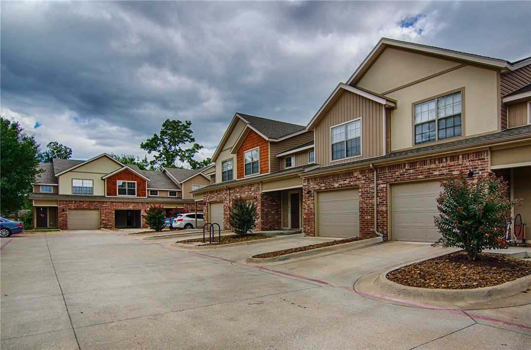 6-16-30 Fayetteville Outlets - Residential Income