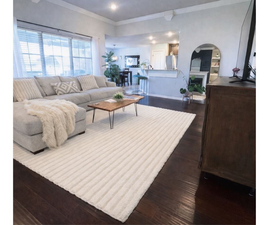 Excellent location for bike trails, walkable/bikeable to Elm Tree & Ardis Ann, bikeable to Coler and new walmart campus. 3 miles and safely bikable to walmart supercenter (store 100). 4 bedroom, 2 bath, 2 car garage home with huge yard on a quiet cul-de-sac. Custom upgrades and one-family-owned-and-occupied make this home a unique new addition to the rental market. 

Up to 2 small dogs negotiable, no cats and absolutely no smoking. Agent owned. Lawn care, HOA fees, taxes and insurance paid by owner. Private landlord. Agent Owned.