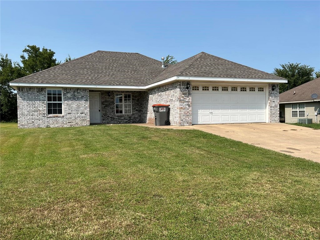 Nice 3 bedroom, 2 bath, 2 car garage with large yard. Available now. Very clean.