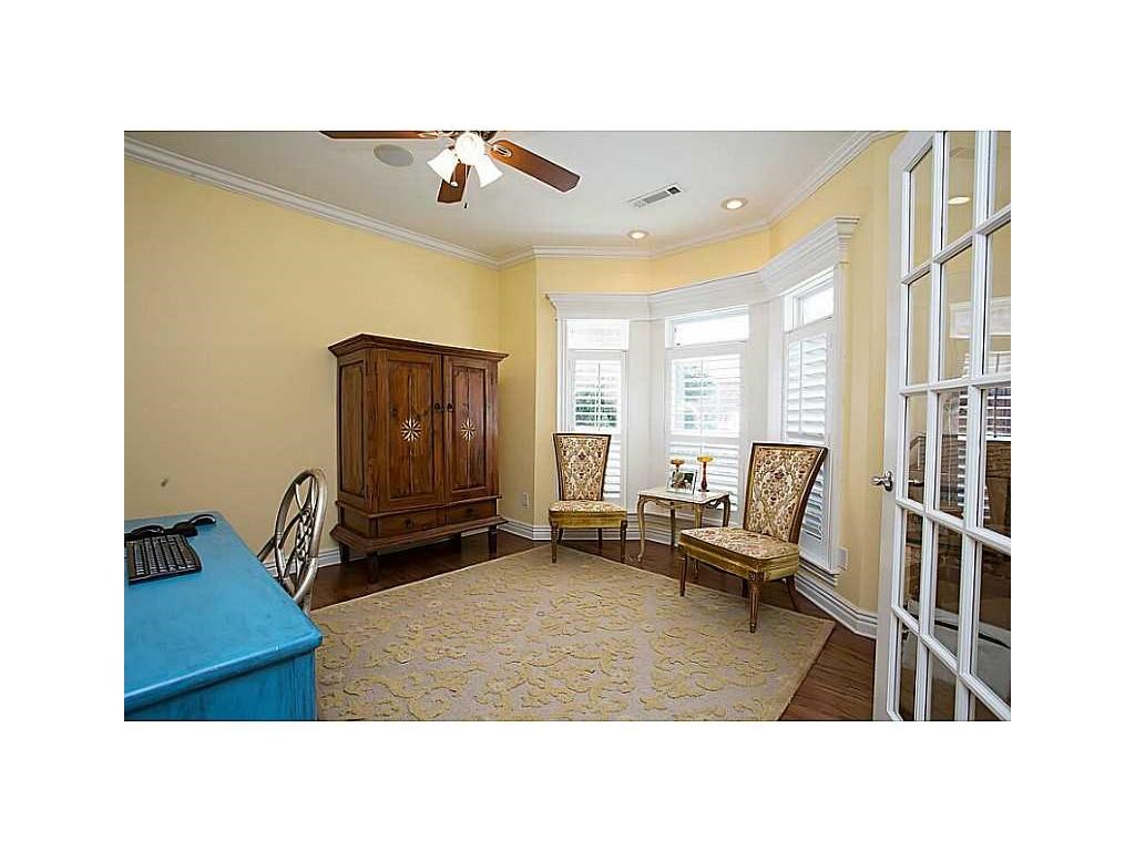 Emerald Heights Sub Rogers - Residential Lease
