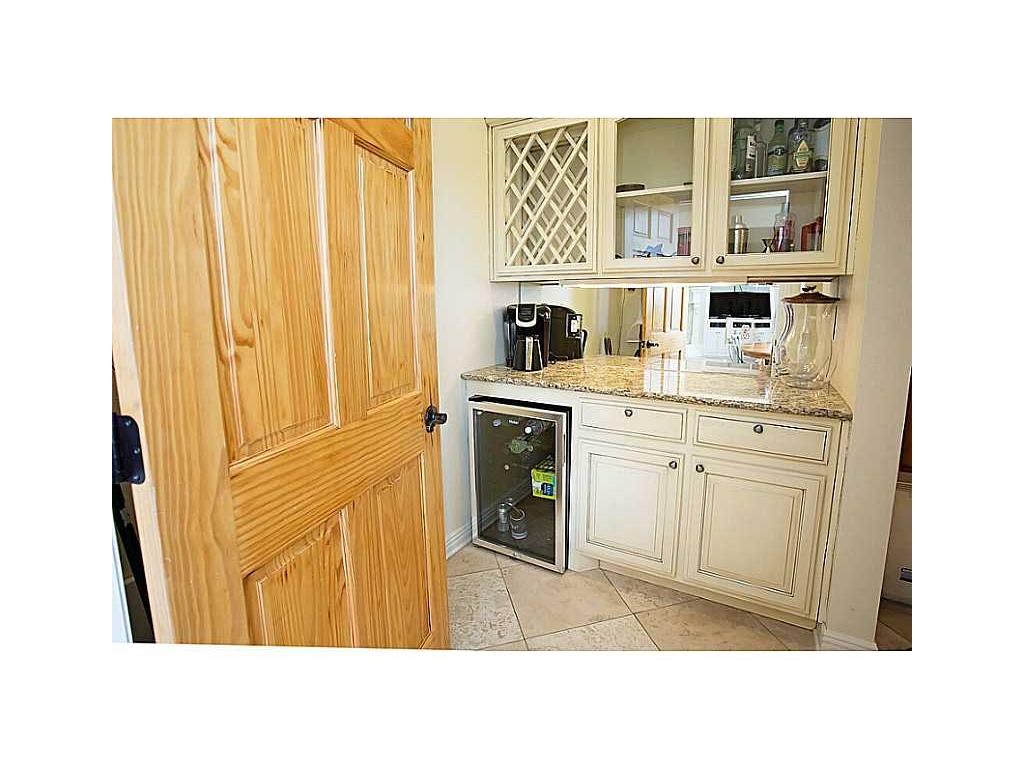 Emerald Heights Sub Rogers - Residential Lease