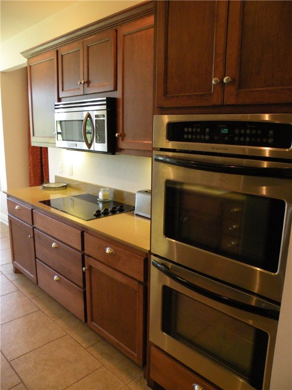 Unit 112 Holiday Island - Residential