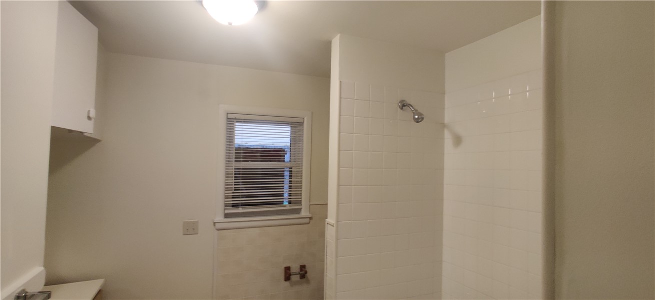 Jacksons First Add - Residential Lease