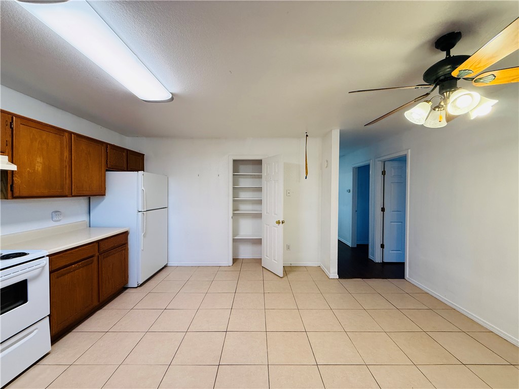 Holly Gardens Bentonville - Residential Lease