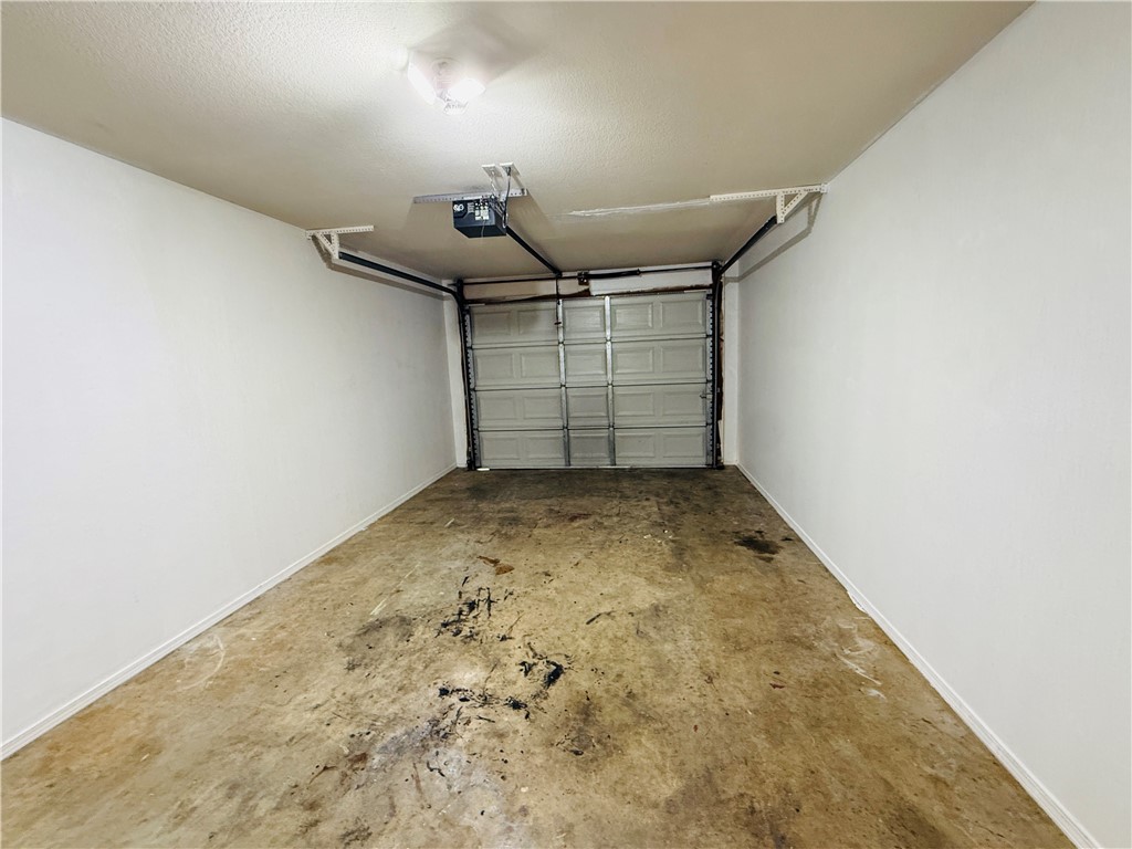 Holly Gardens Bentonville - Residential Lease